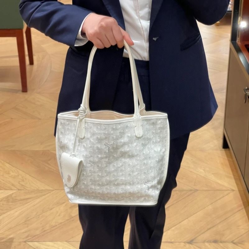 Goyard Shopping Bags